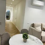 Modern View Close To Old Town, Center Apartment *